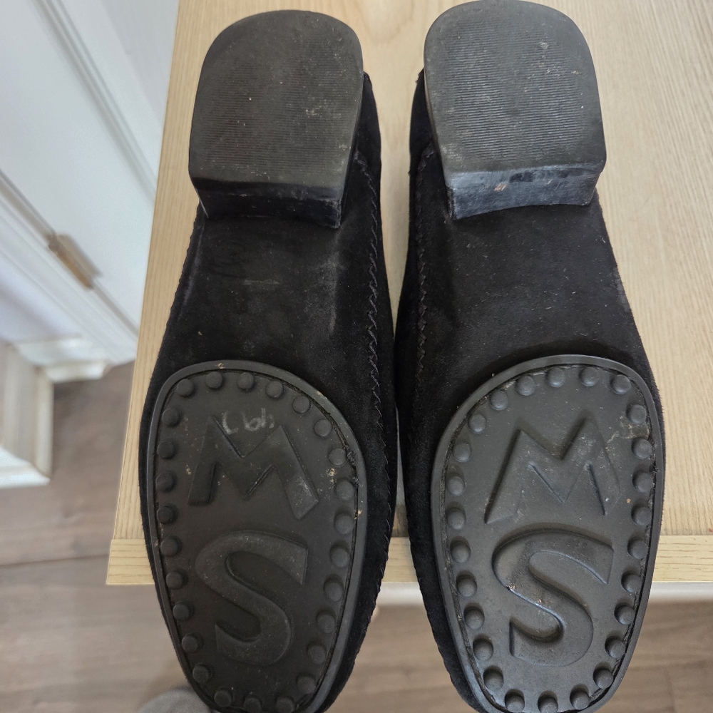 Stuart Weitzman Black Suede Leather Perforated Slip On Tassel Loafers Size 7B - Picture 8 of 9
